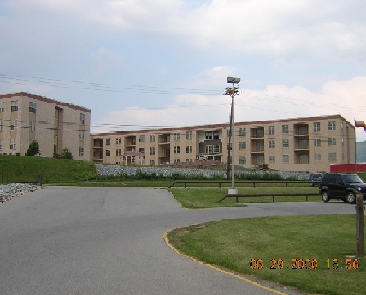 Roaring Spring Building in Roaring Spring, PA - Foto de edificio - Building Photo