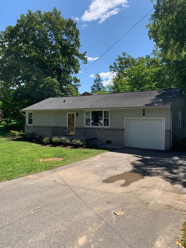 property at 1202 Calderwood Ave