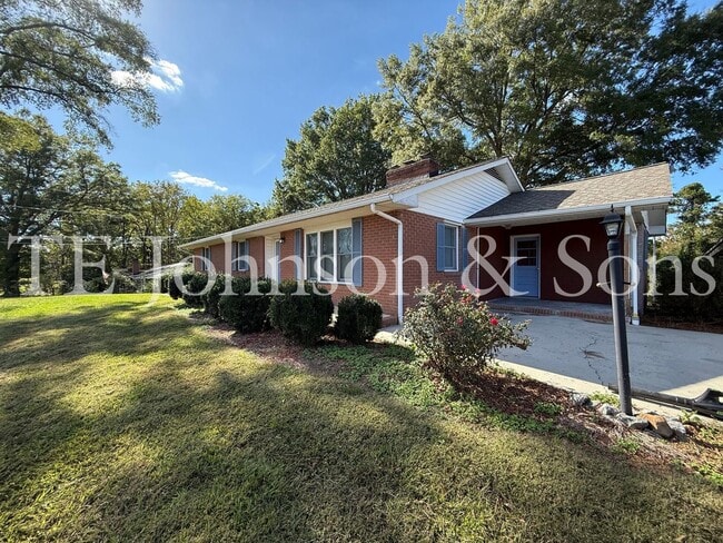 715 Hopewell Church Rd in Winston-Salem, NC - Building Photo - Building Photo