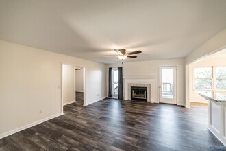 205 Shadowbrook Ln NE in Huntsville, AL - Building Photo - Building Photo
