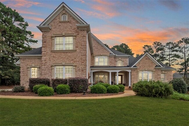 property at 415 Oxmoor Lake Dr