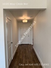 16105 Wolf Crk Wy in Oklahoma City, OK - Building Photo - Building Photo