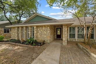 10305 Caracara Dr in Austin, TX - Building Photo - Building Photo
