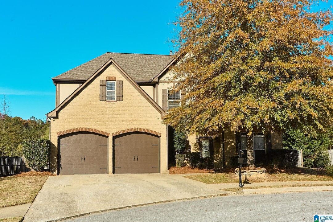 2001 Belvedere Cir in Birmingham, AL - Building Photo