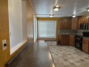 1000 Canyon Rd in Logan, UT - Building Photo - Building Photo