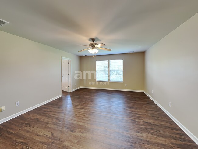 property at 3066 Clover Rd NW