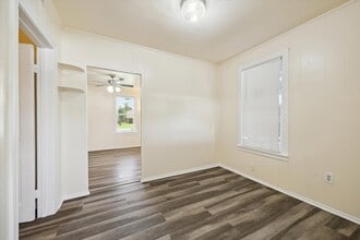 2923 Beverly Rd in Pasadena, TX - Building Photo - Building Photo