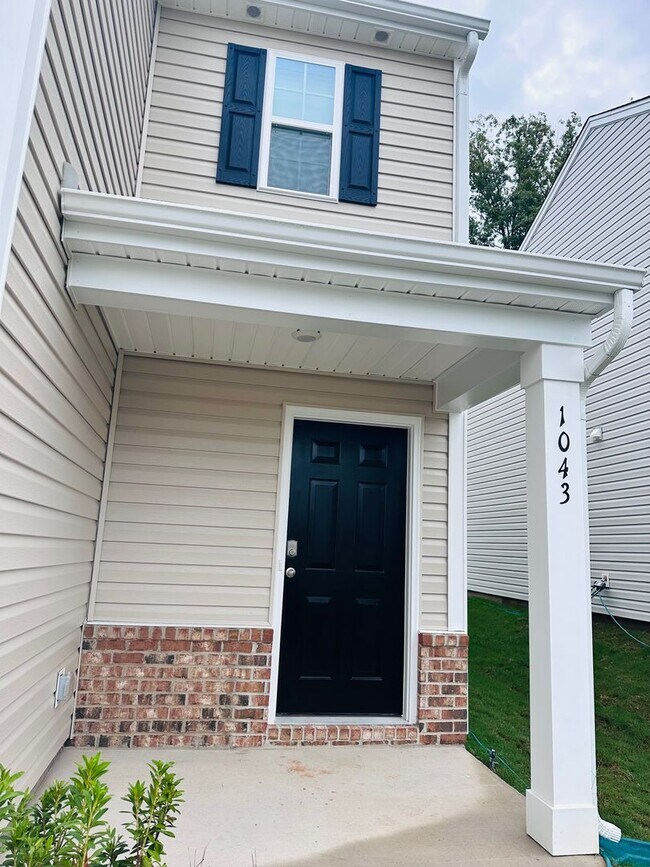 1043 20th Ave Loop SE in Hickory, NC - Building Photo - Building Photo