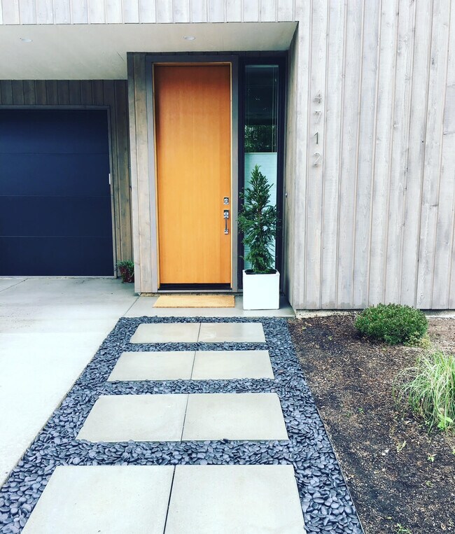 4712 N Congress Ave in Portland, OR - Building Photo - Building Photo