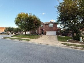15433 Whistling Straits Dr in Austin, TX - Building Photo - Building Photo