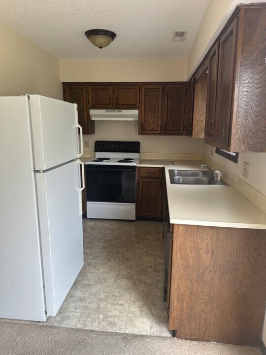 233 Park in Holts Summit, MO - Building Photo