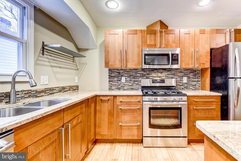 737 Morton St NW in Washington, DC - Building Photo