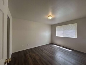 658 Paradise Pl in Twin Falls, ID - Building Photo - Building Photo