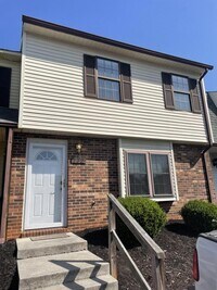 172 Kitty Hawk Square