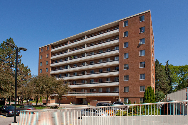 St. Lawrence Village in St Catharines, ON - Building Photo - Building Photo