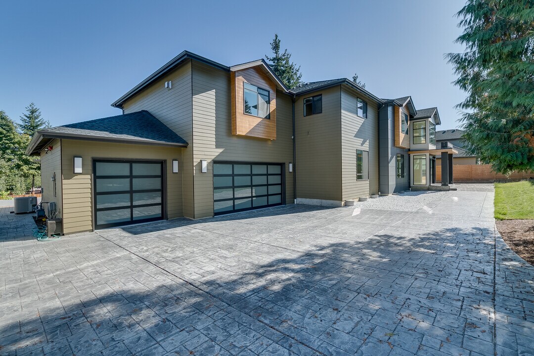 6226 148th Ave NE in Redmond, WA - Building Photo