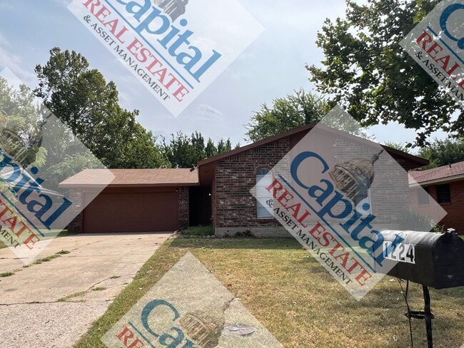 1224 Cathy Ln in Midwest City, OK - Building Photo - Building Photo