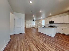 2656 W 3290 S in Syracuse, UT - Building Photo - Building Photo