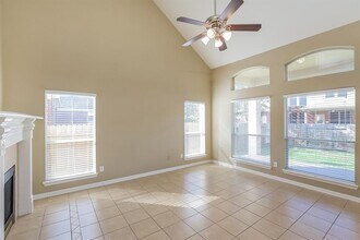 15910 Flowercroft Ct in Cypress, TX - Building Photo - Building Photo