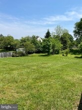 21 E Loudoun St in Round Hill, VA - Building Photo - Building Photo