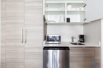 777 N Ocean Dr in Hollywood, FL - Building Photo - Building Photo