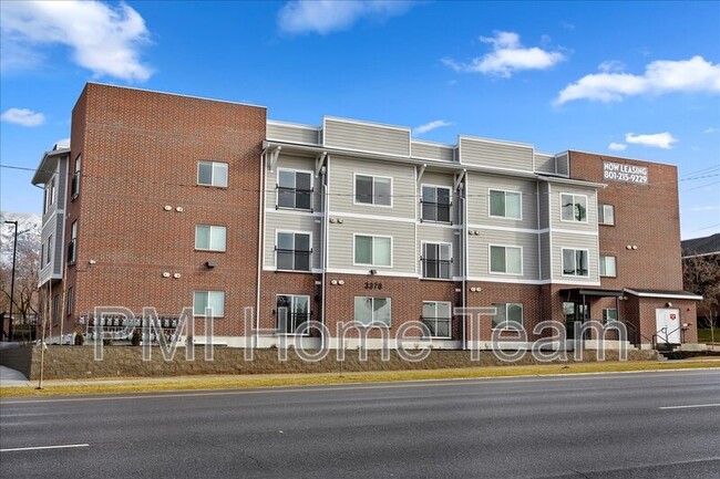 property at 3378 Washington Blvd