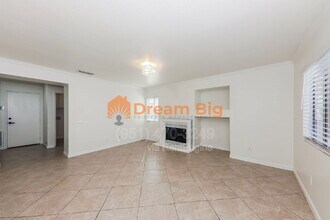 2712 Toumey Ln in Corona, CA - Building Photo - Building Photo