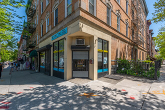 671 Vanderbilt Ave in Brooklyn, NY - Building Photo - Building Photo