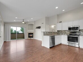 4875 S Balsam Way in Denver, CO - Foto de edificio - Building Photo