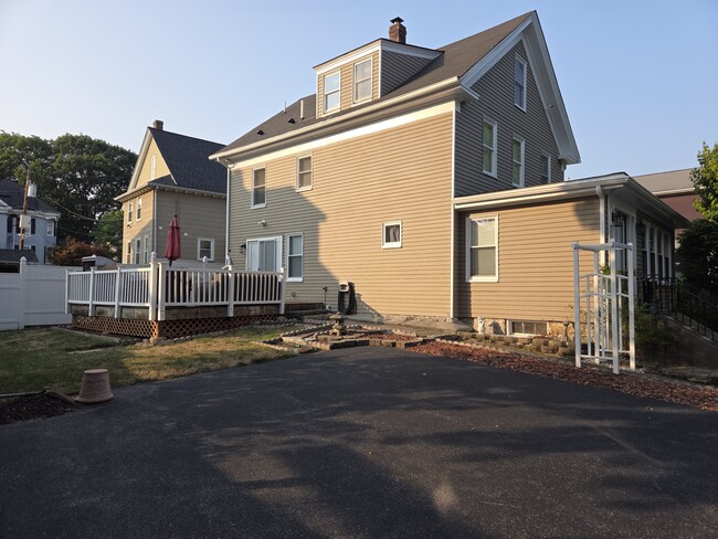 2-22 Pearl St in Milford, MA - Building Photo - Building Photo