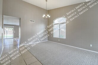 116 W Holstein Trail in San Tan Valley, AZ - Building Photo - Building Photo