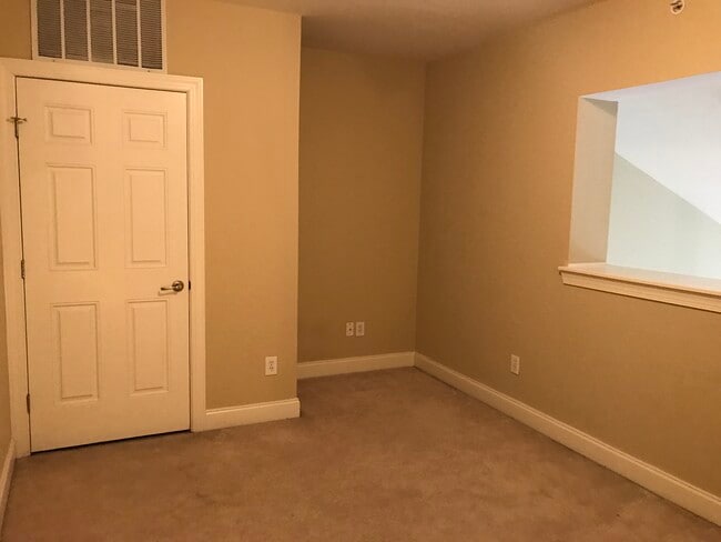 3201 Aspen Grove Drive, Unit A7 in Franklin, TN - Foto de edificio - Building Photo