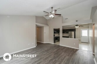 1868 Sheraton Lakes Cir in Middleburg, FL - Foto de edificio - Building Photo