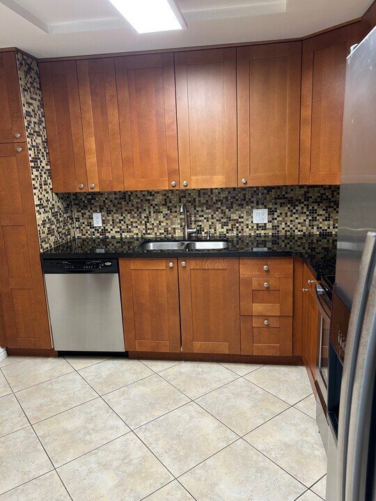 2851 NE 183rd St, Unit 1507 in Aventura, FL - Foto de edificio