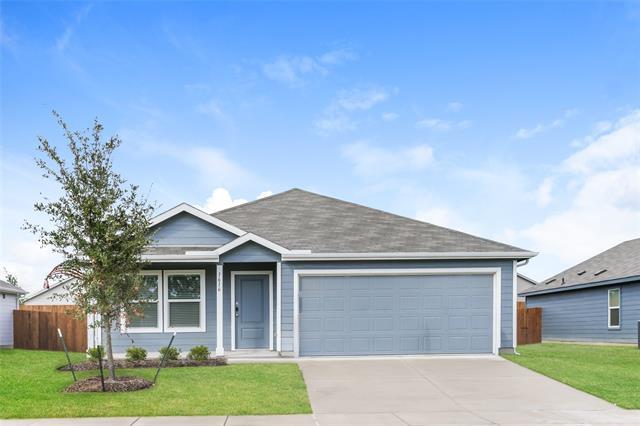 property at 1616 Parlier St