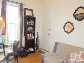 25 High St in New Haven, CT - Building Photo - Building Photo