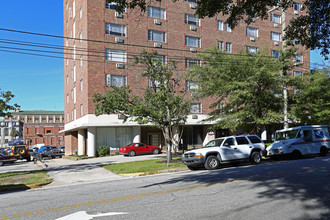 Claire Tower in Columbia, SC - Foto de edificio - Building Photo