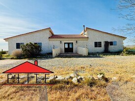 6749 Blackjack Ave in Inyokern, CA - Building Photo