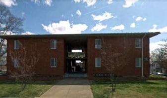 110 Dorsey St in Columbia, MO - Building Photo