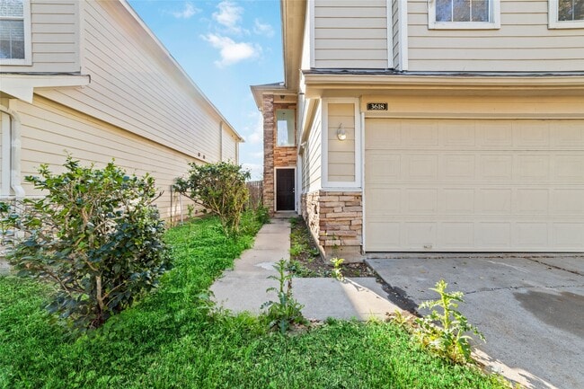 3618 Windmill Village Dr in Houston, TX - Building Photo - Building Photo
