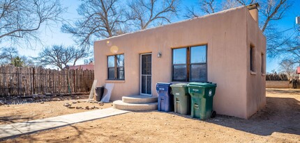 535 Franklin Ave in Santa Fe, NM - Building Photo - Building Photo