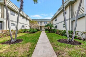 171 Monaco Way in Delray Beach, FL - Building Photo - Building Photo