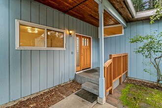 1721 NW 192nd St in Shoreline, WA - Building Photo - Building Photo