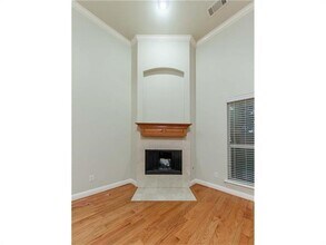 3615 Sadge Ln in Irving, TX - Building Photo - Building Photo