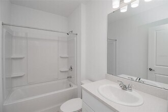 2454 Slippery Rock St in Auburndale, FL - Building Photo - Building Photo