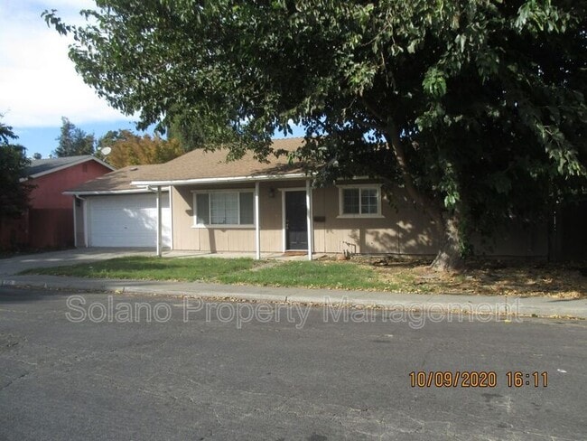 232 Elwood St in Suisun City, CA - Building Photo - Building Photo