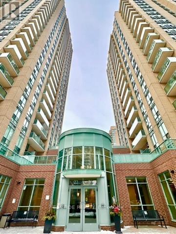 22 Olive Ave in Toronto, ON - Building Photo