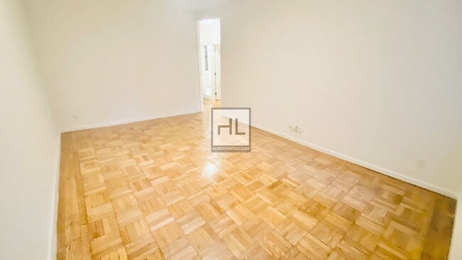 EAST 88 STREET in New York, NY - Building Photo - Building Photo