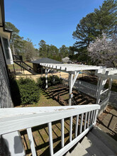 3906 Laurens Ln in Snellville, GA - Foto de edificio - Building Photo