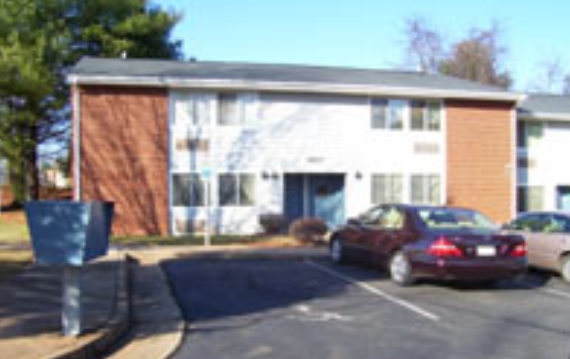 Meadowbrook Heights in Culpeper, VA - Building Photo